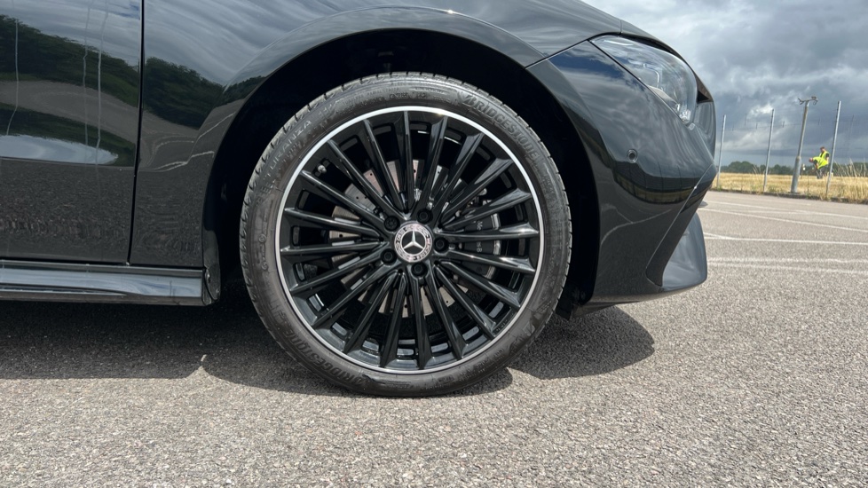 Mercedes Benz CLA