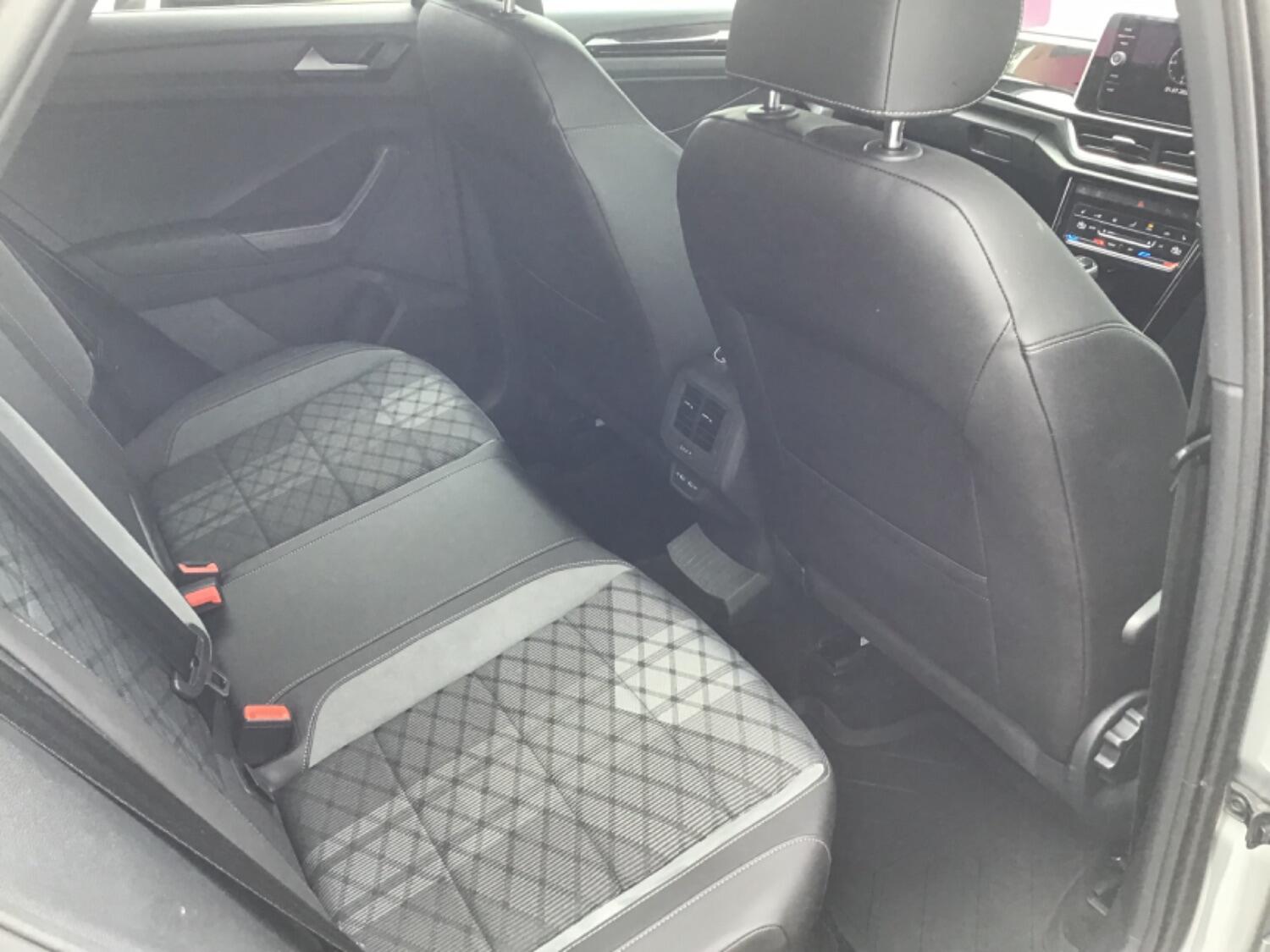 Volkswagen T Roc
