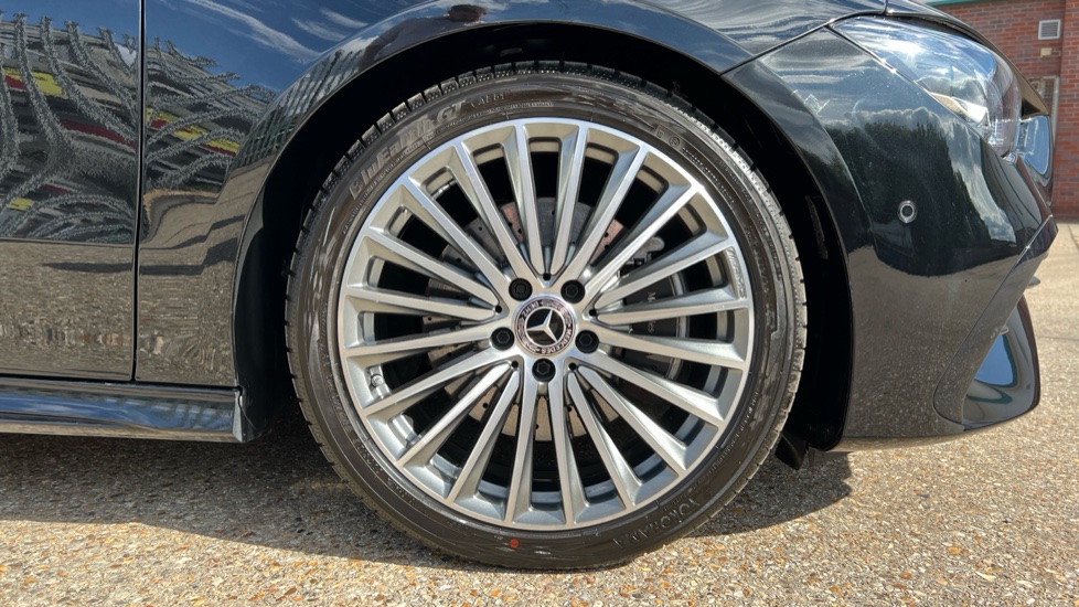 Mercedes Benz CLA