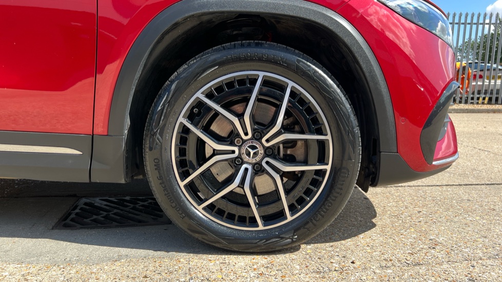 Mercedes Benz EQA