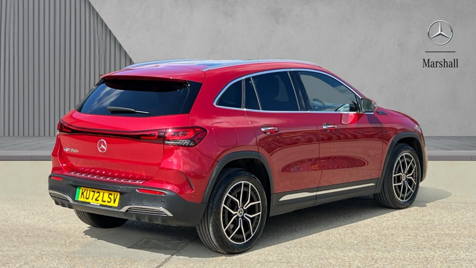 Mercedes Benz EQA