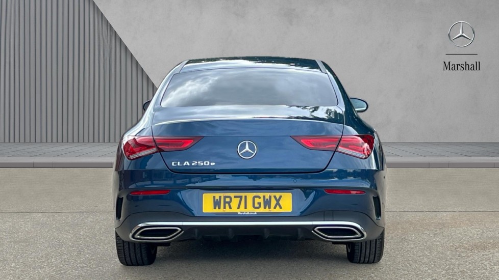 Mercedes Benz CLA