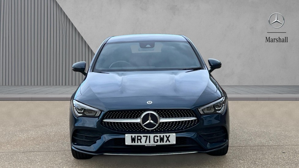 Mercedes Benz CLA