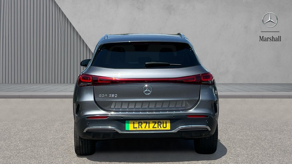 Mercedes Benz EQA