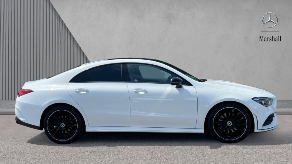 Mercedes Benz CLA
