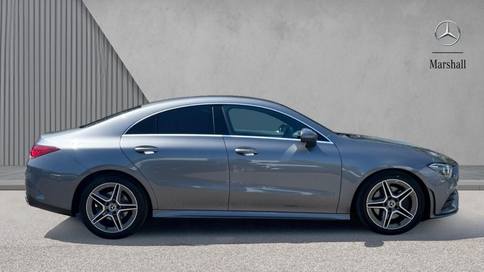 Mercedes Benz CLA
