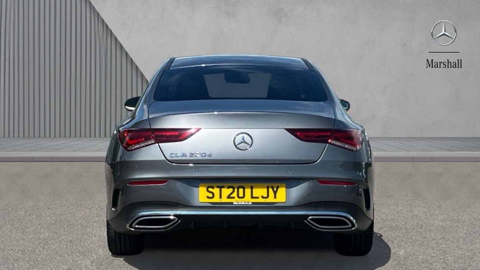 Mercedes Benz CLA