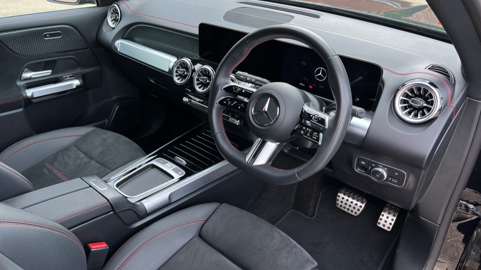 Mercedes Benz EQB
