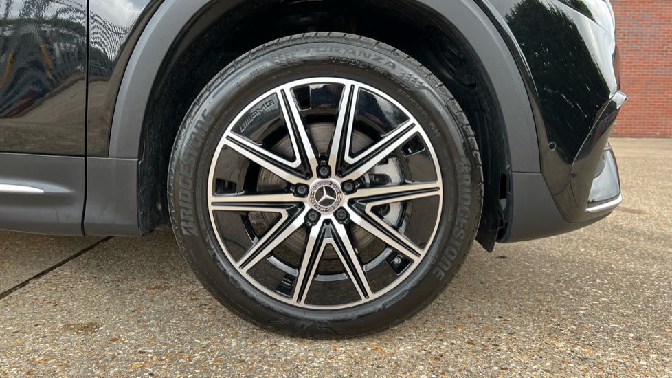 Mercedes Benz EQB
