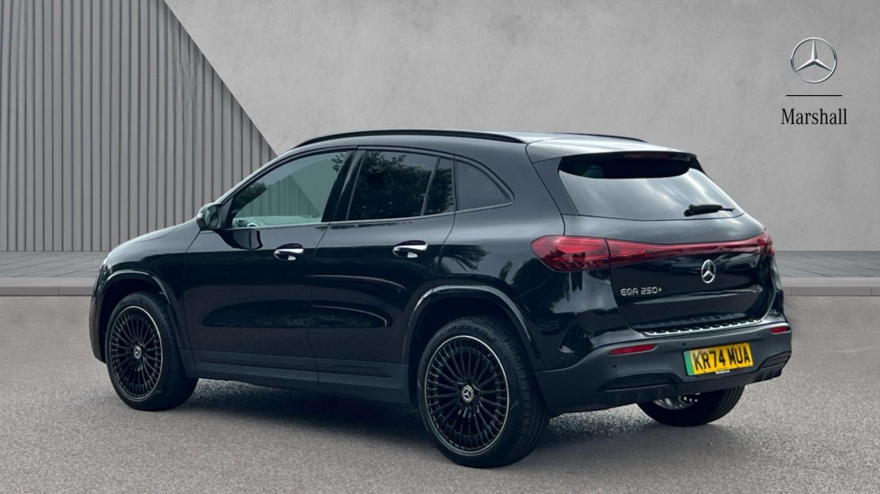 Mercedes Benz EQA