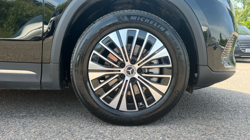 Mercedes Benz EQA