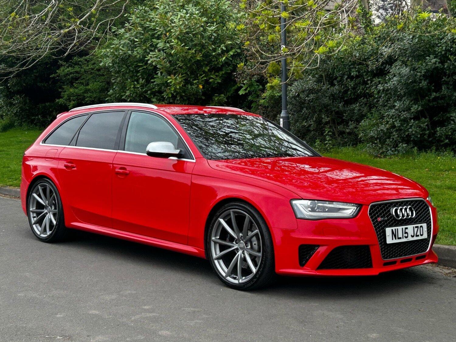 Audi RS4 Saloon
