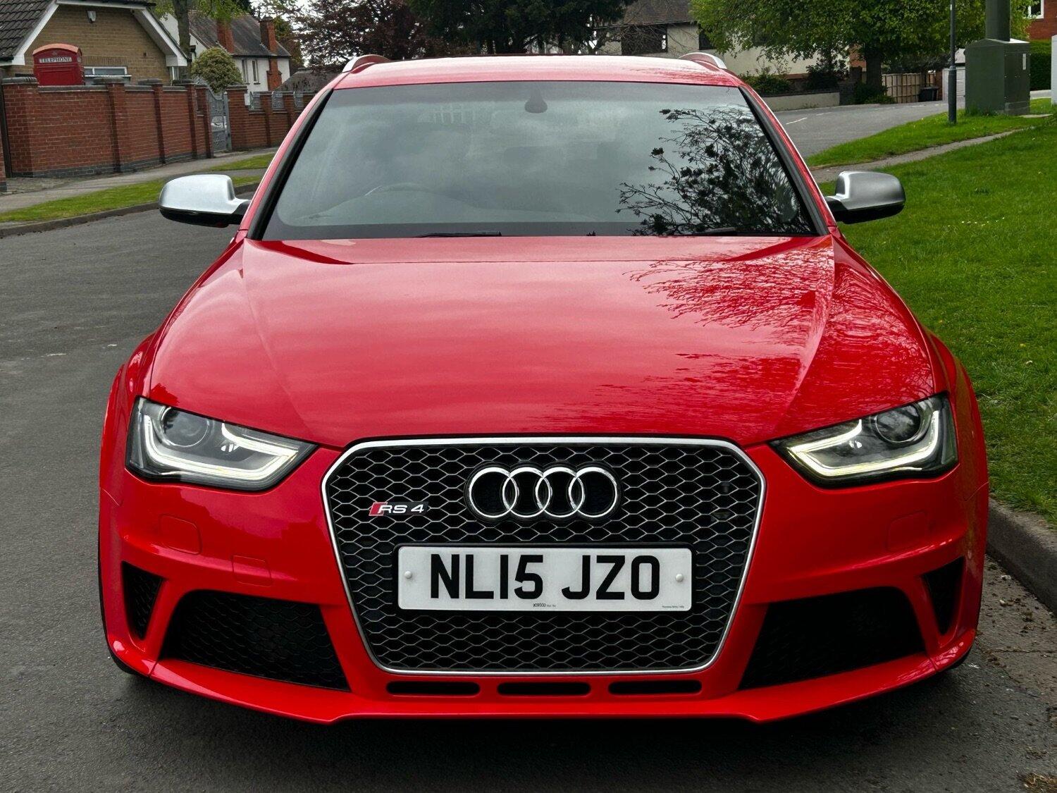Audi RS4 Saloon