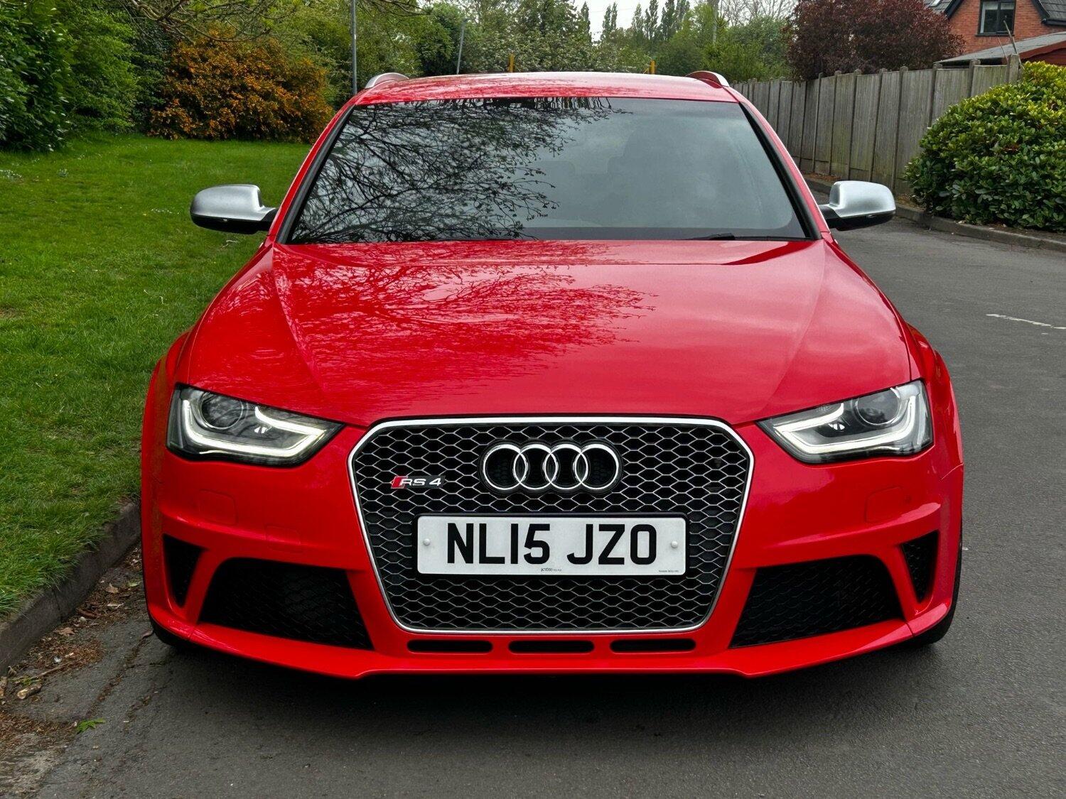 Audi RS4 Saloon