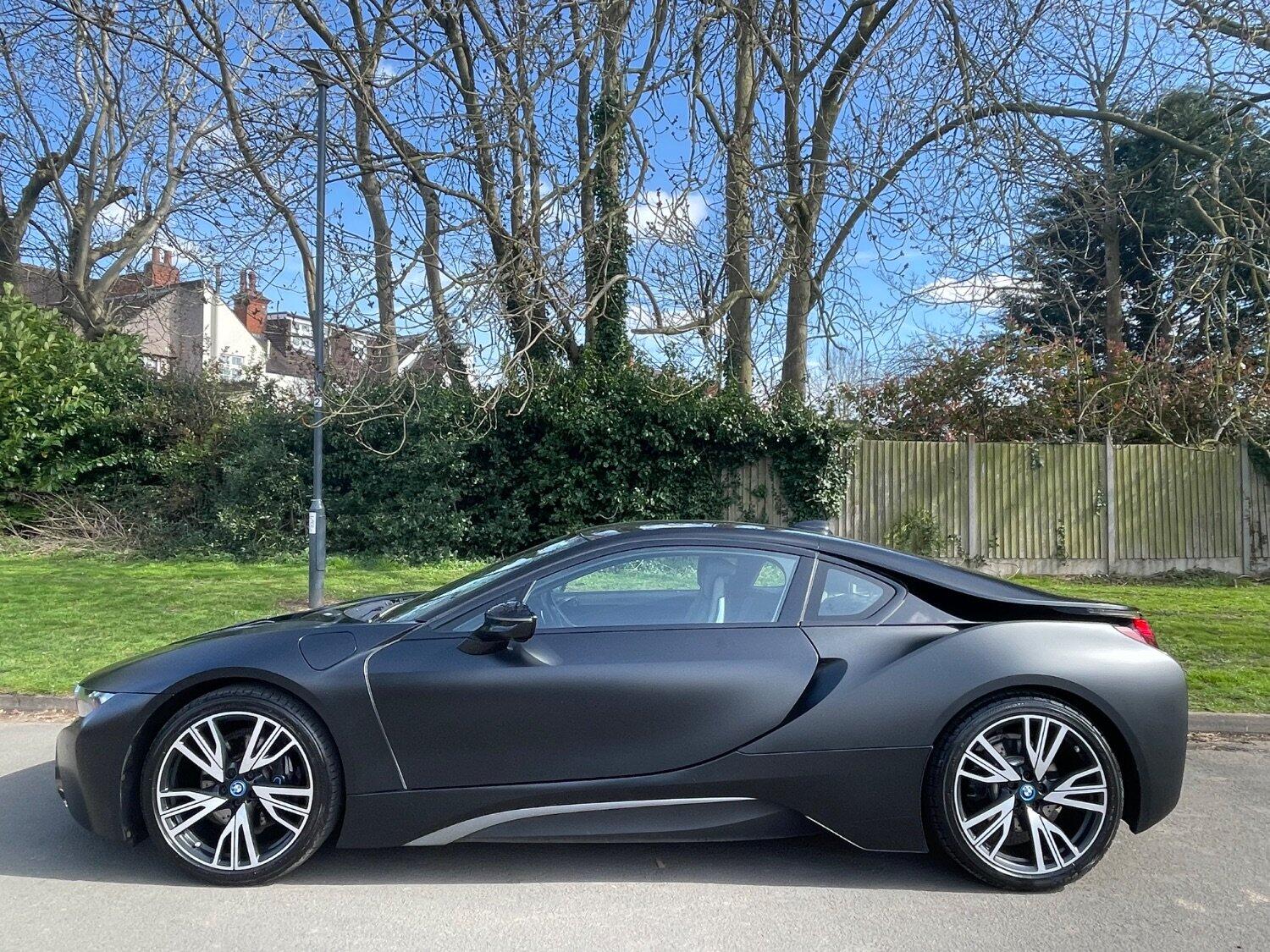 BMW i8