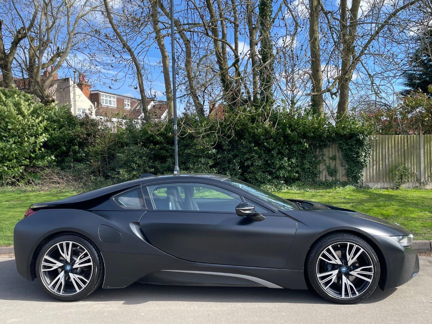 BMW i8