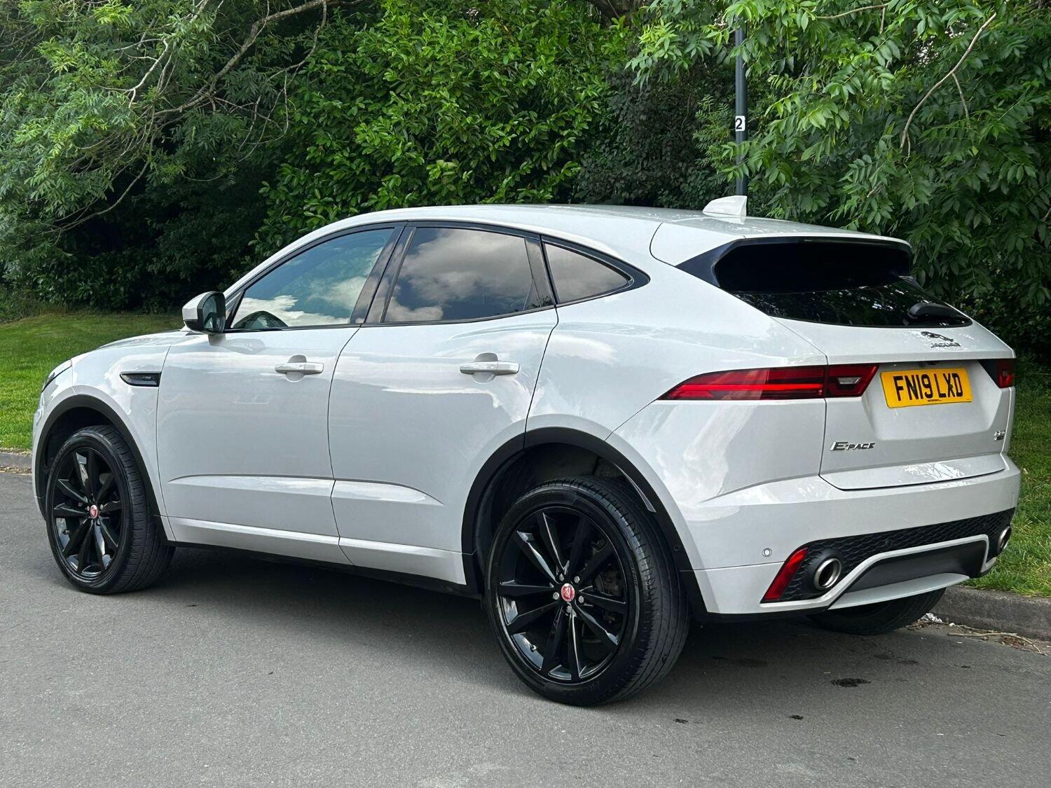Jaguar E Pace