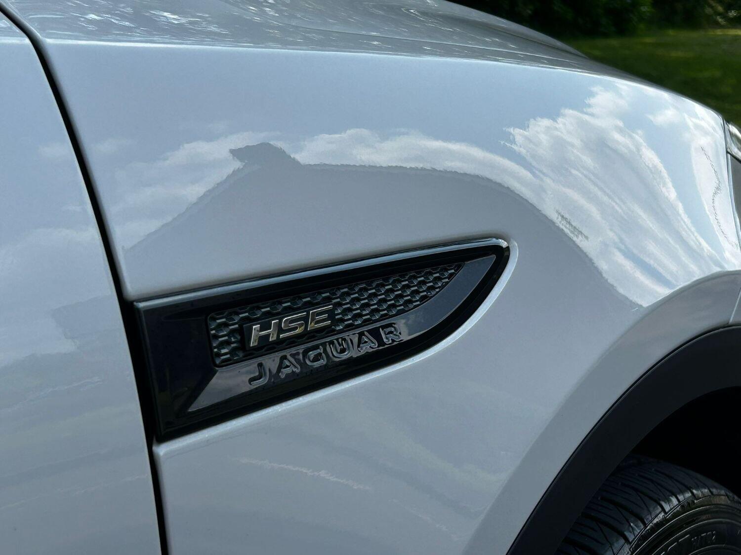 Jaguar E Pace