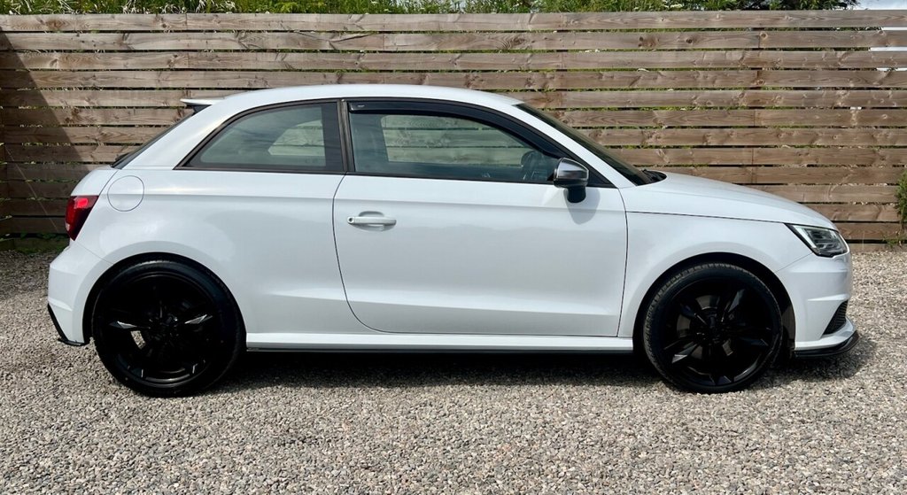 Audi S1