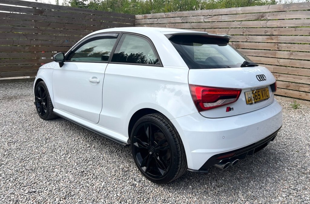 Audi S1