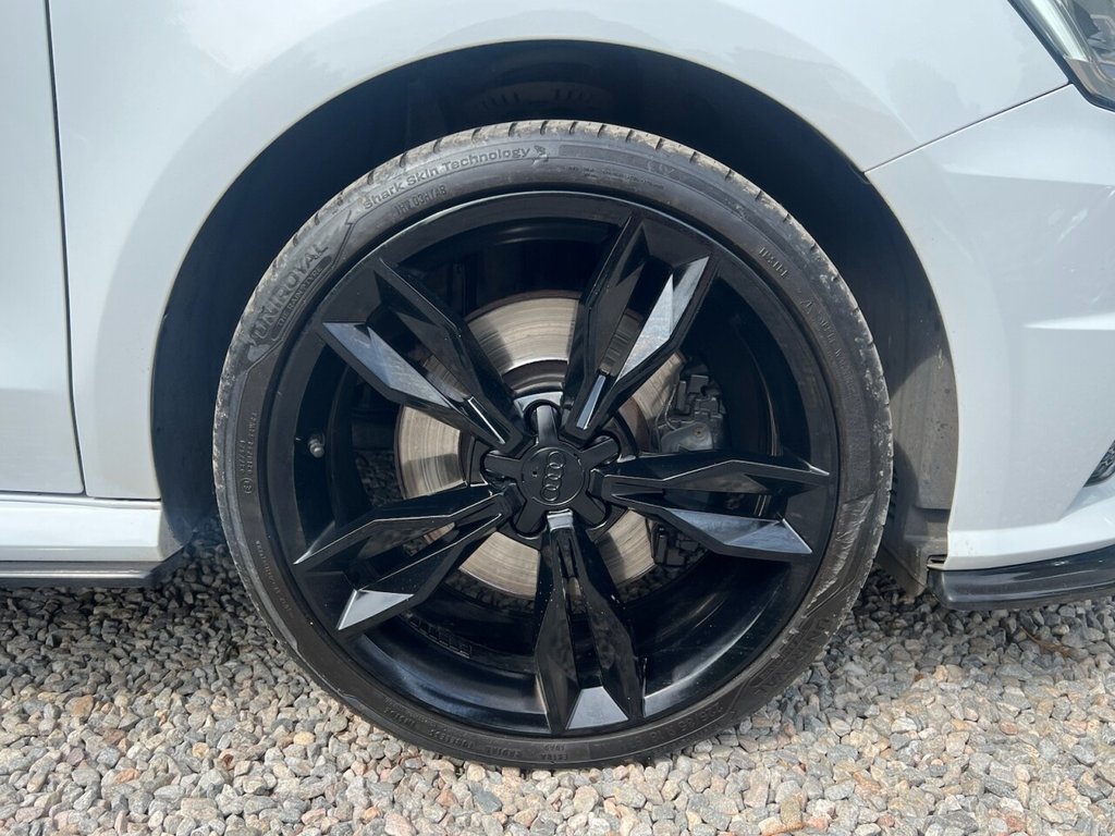 Audi S1