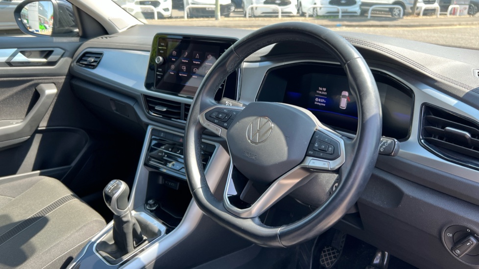Volkswagen T Roc