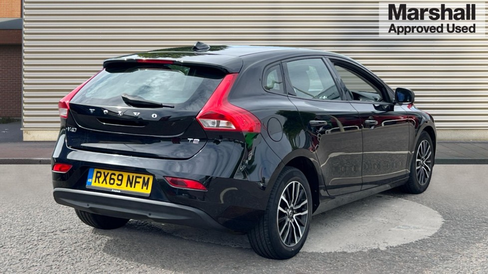 Volvo V40