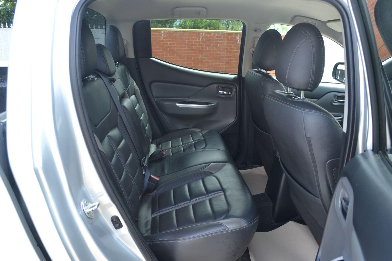 Mitsubishi L200