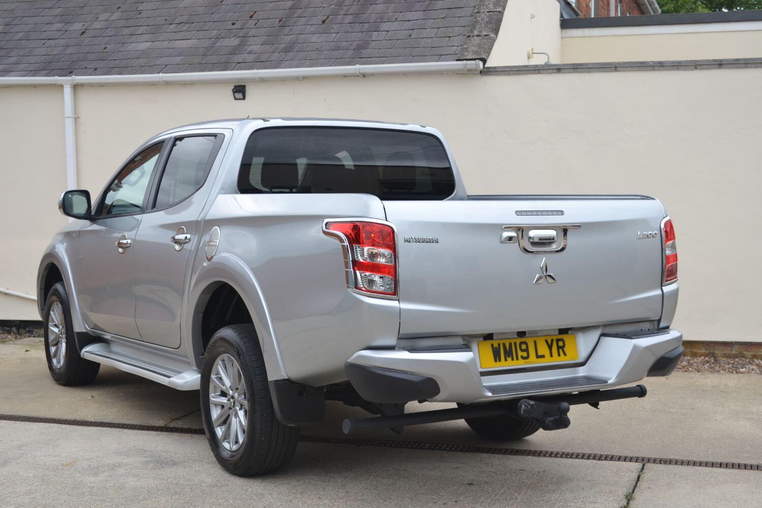 Mitsubishi L200