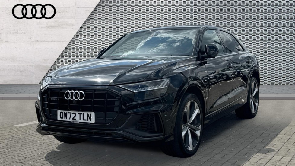 Audi Q8