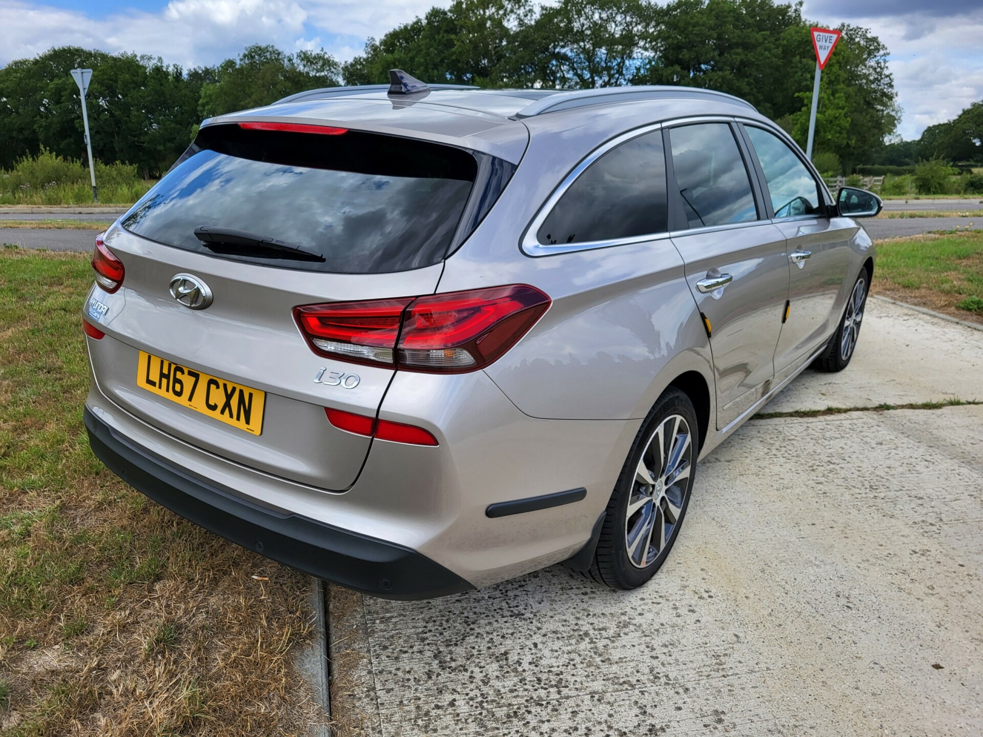Hyundai i30