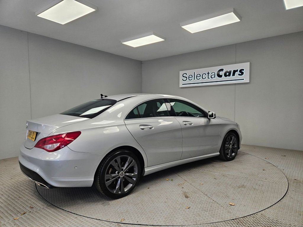 Mercedes Benz CLA