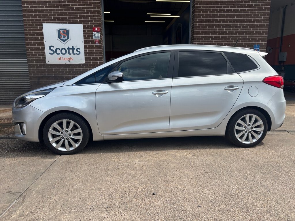 Kia Carens