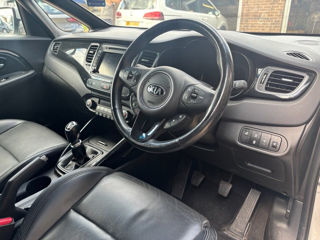 Kia Carens