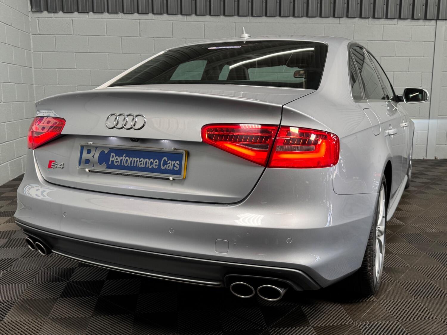 Audi S4
