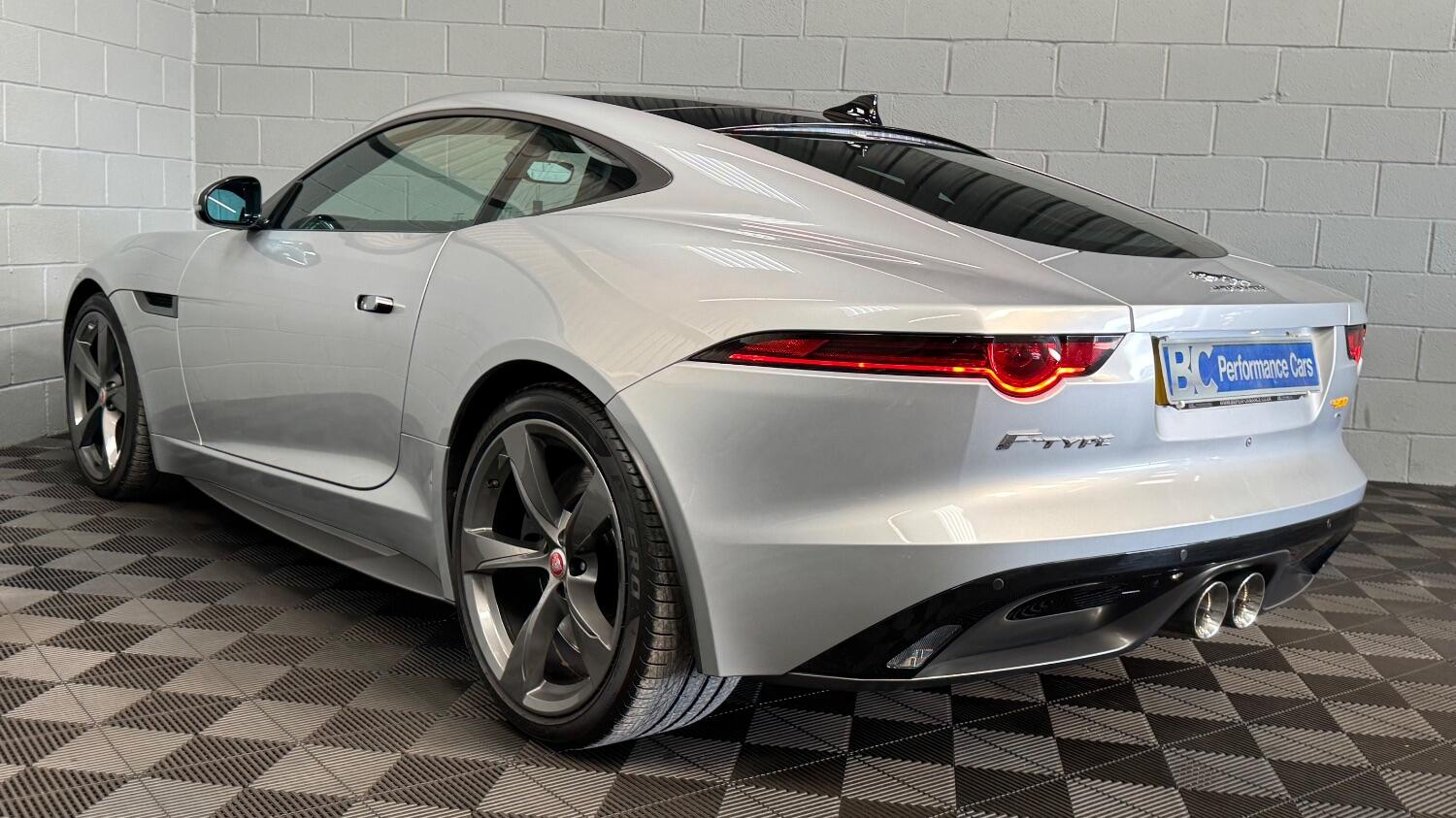 Jaguar F Type