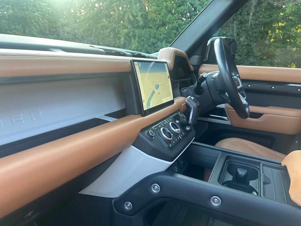 Land Rover 110