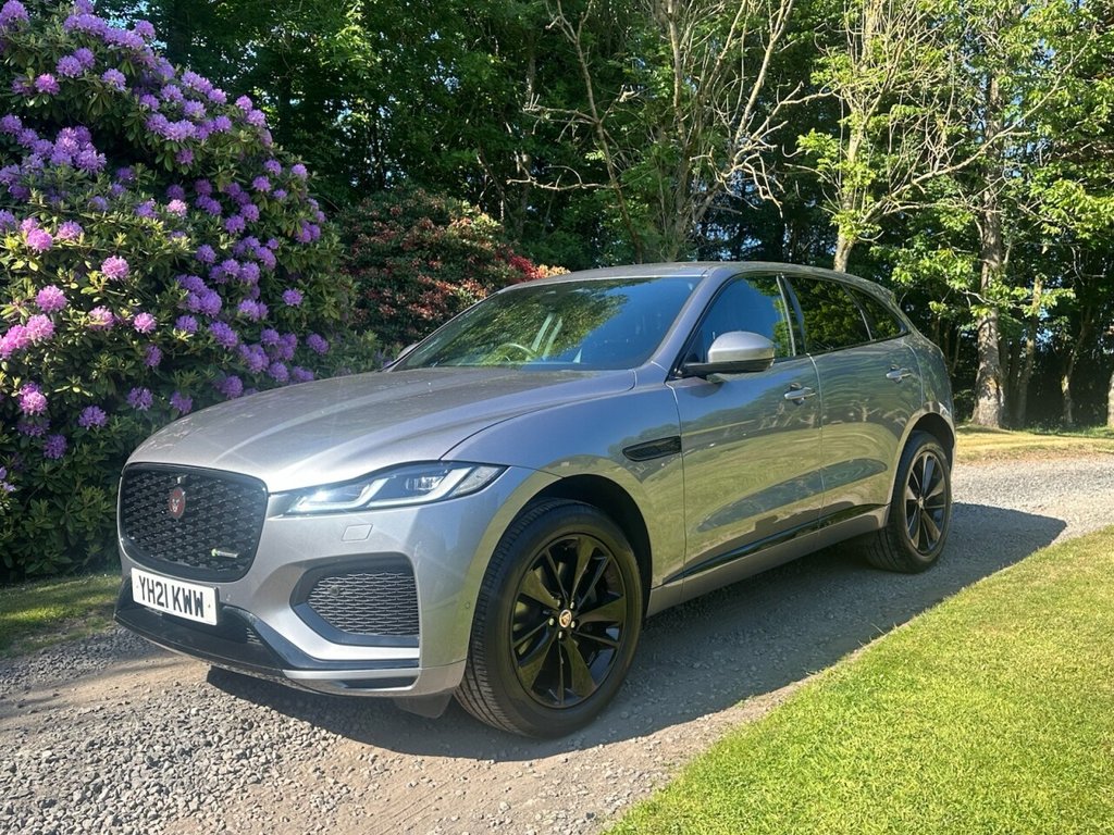 Jaguar F Pace