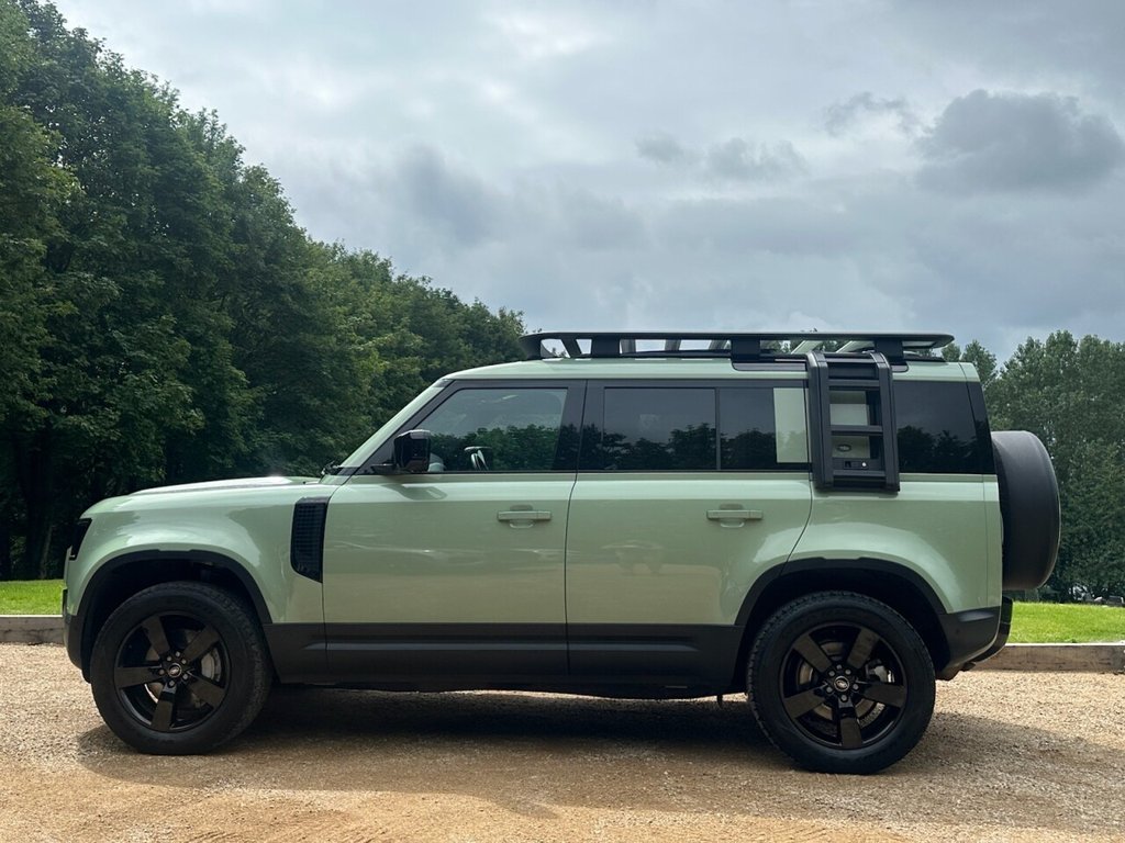 Land Rover 110