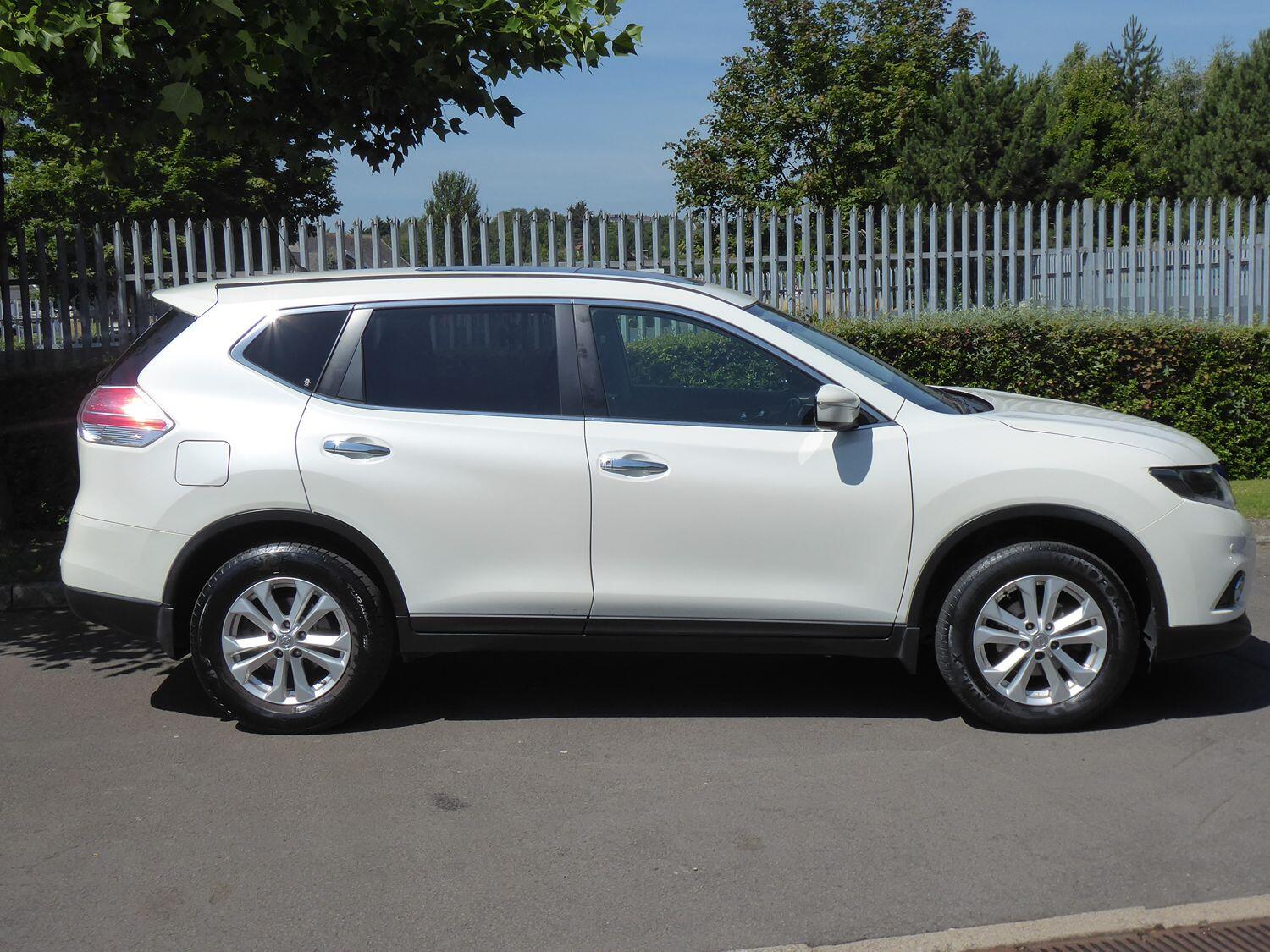Nissan X Trail