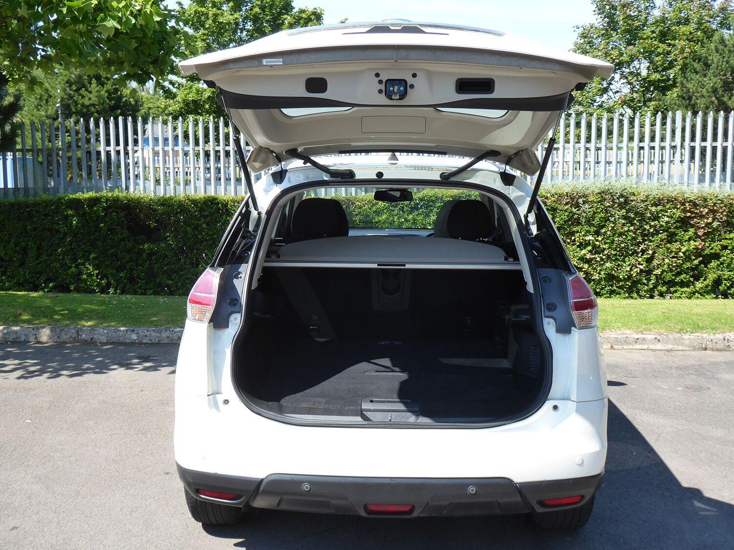 Nissan X Trail