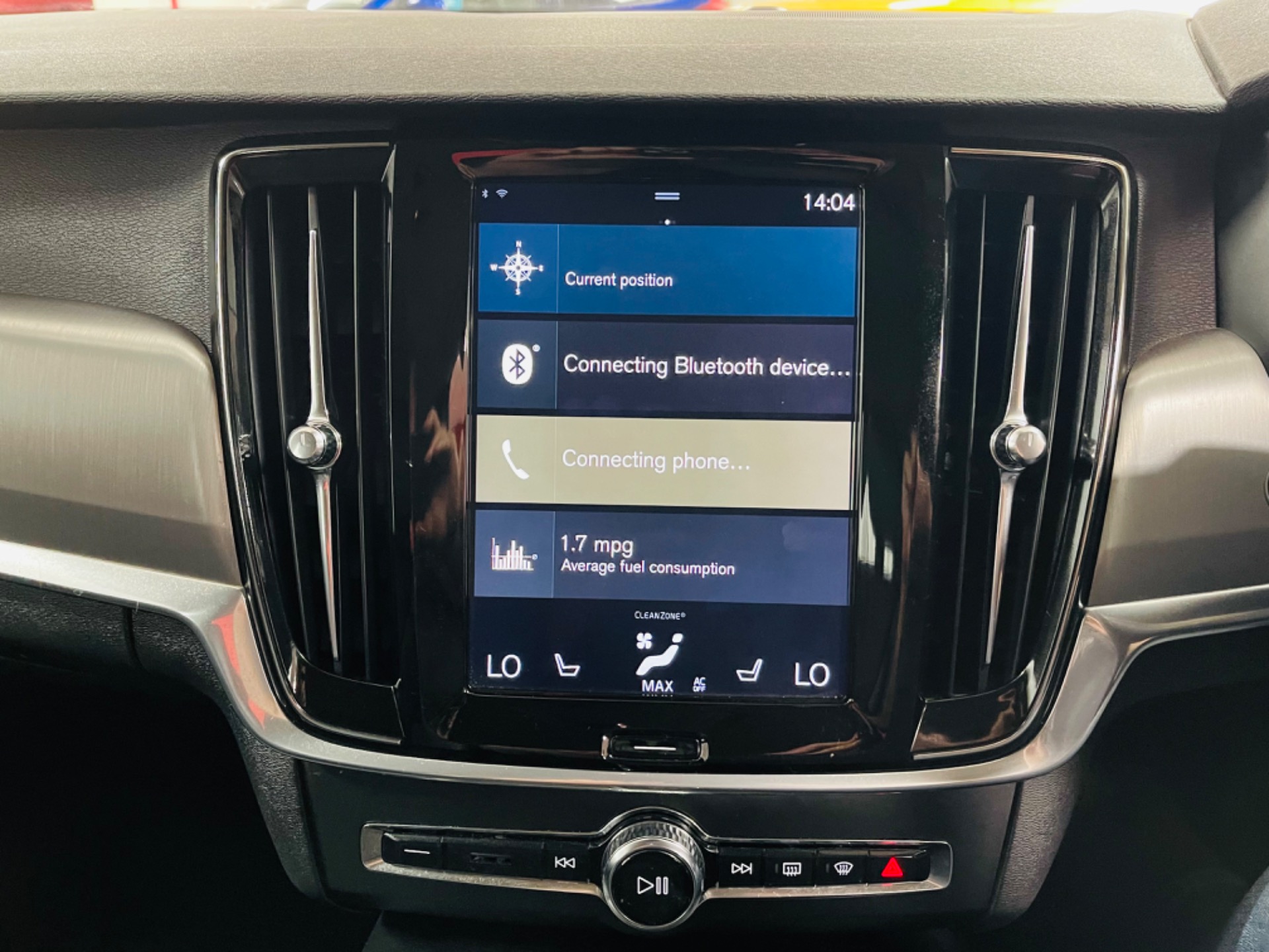 Volvo S90