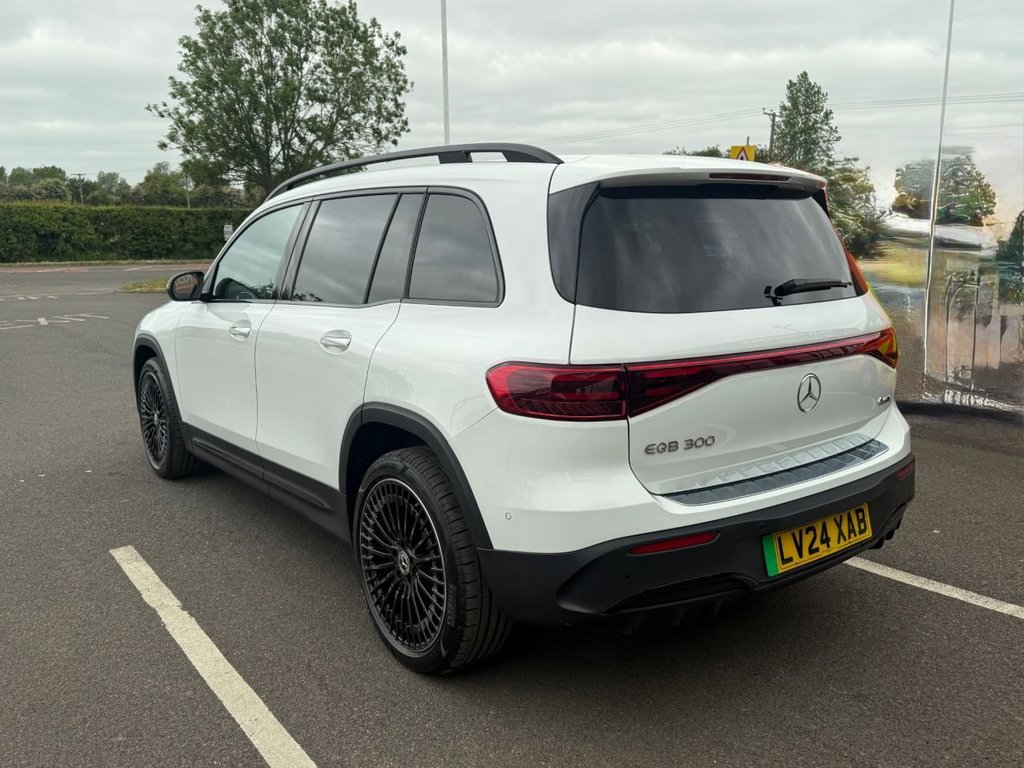 Mercedes Benz EQB