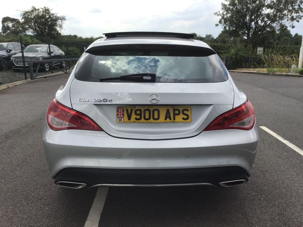 Mercedes Benz CLA