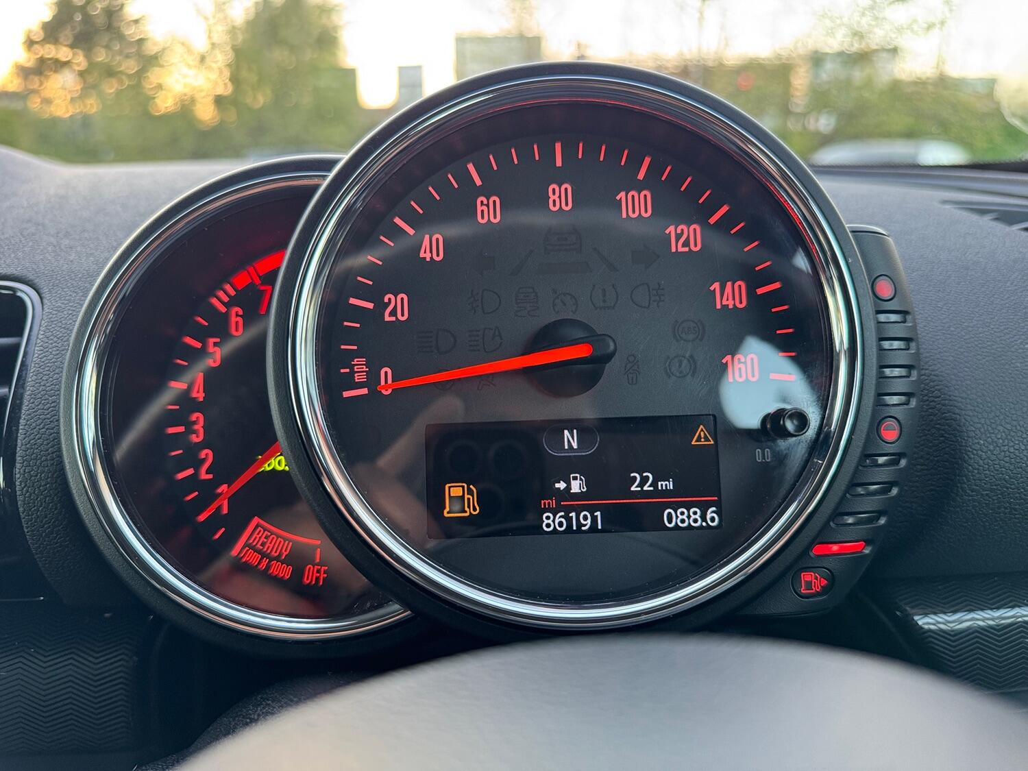MINI Clubman