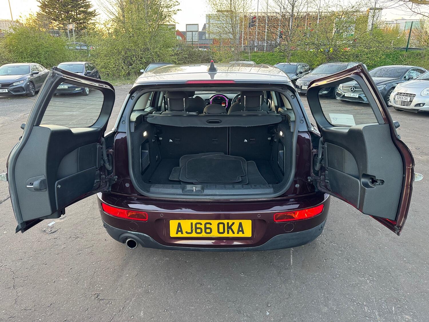 MINI Clubman