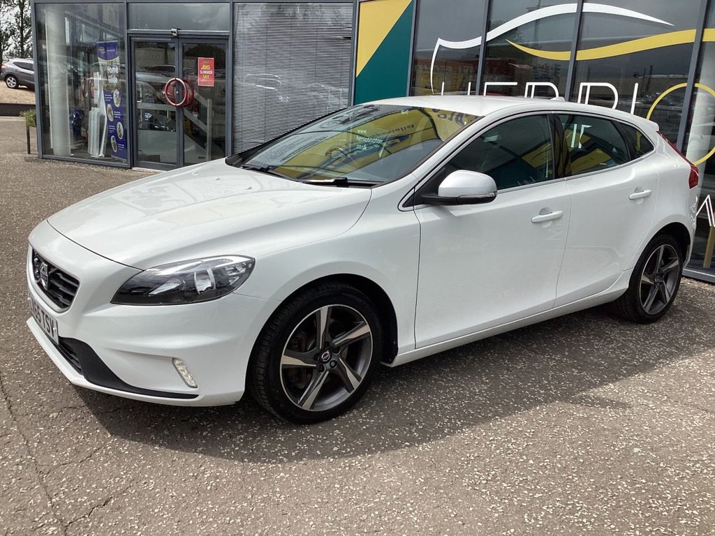 Volvo V40