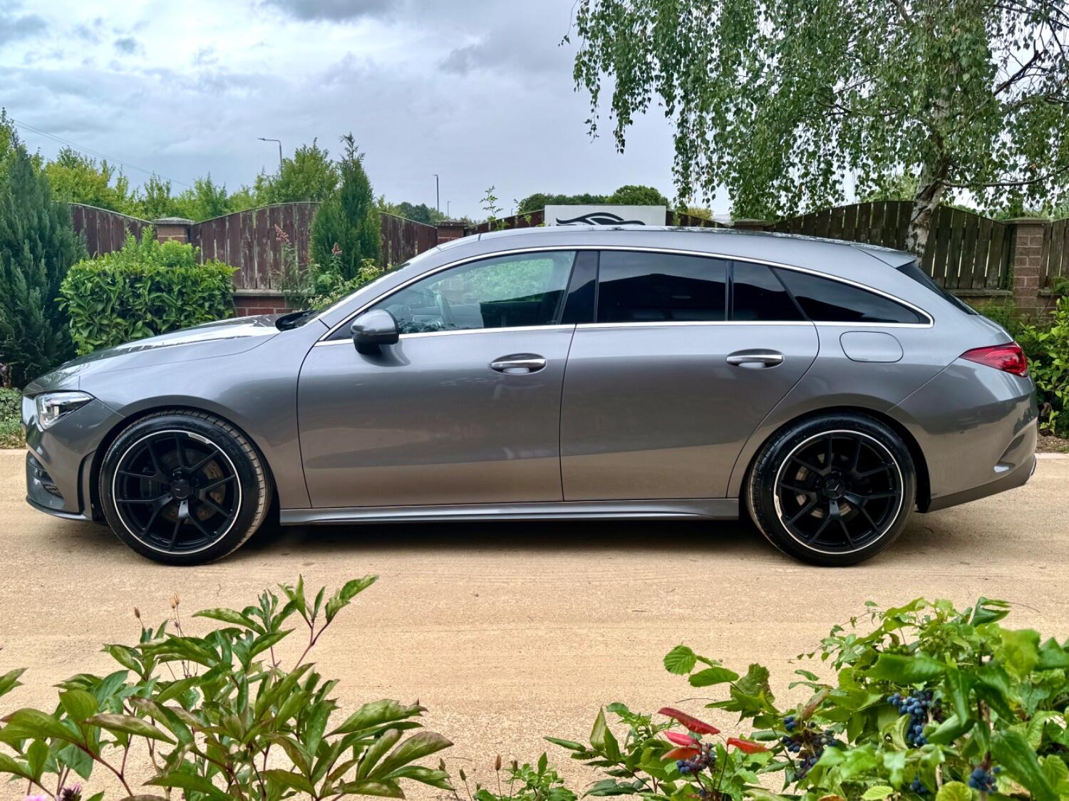 Mercedes Benz CLA