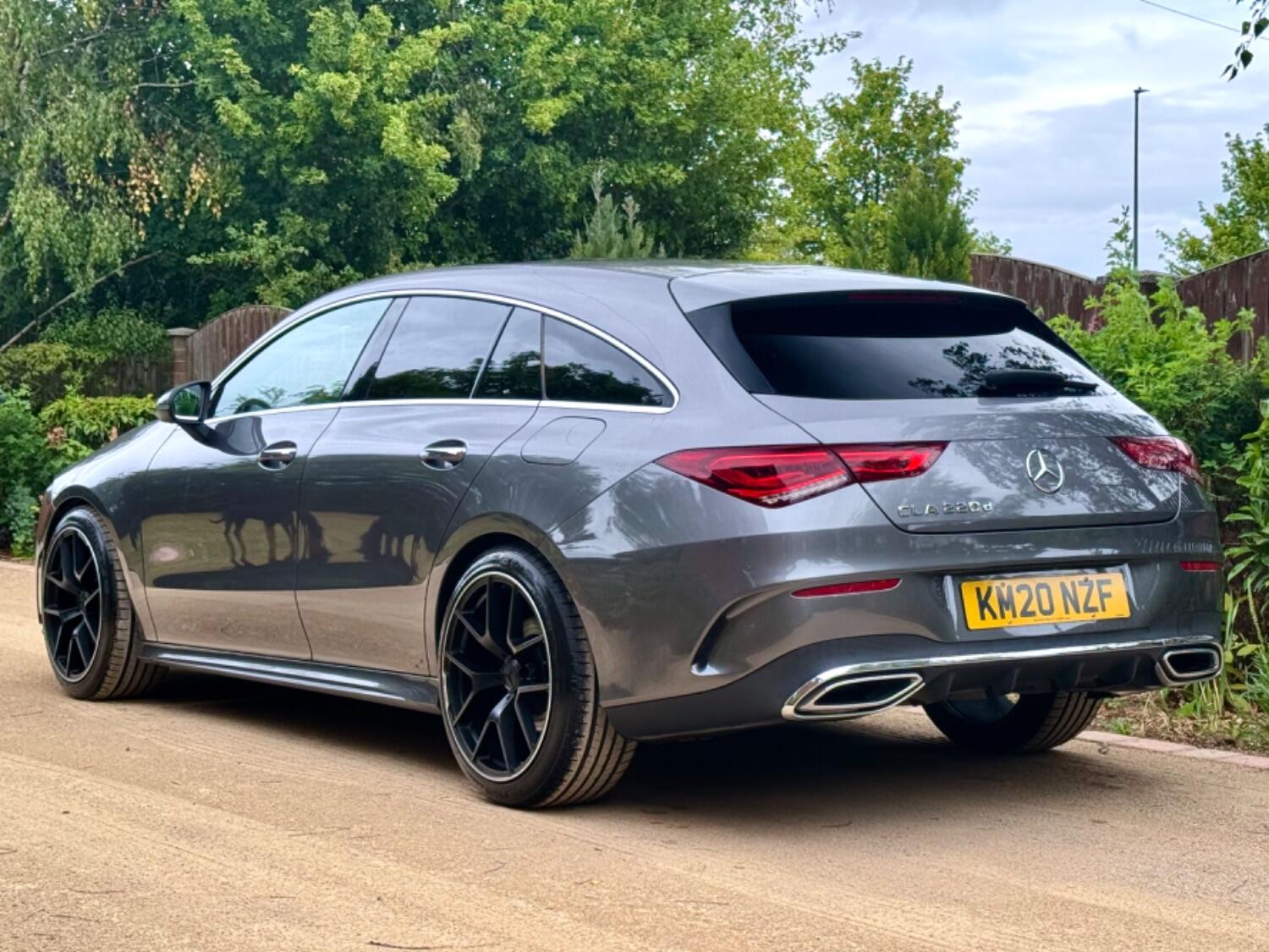 Mercedes Benz CLA