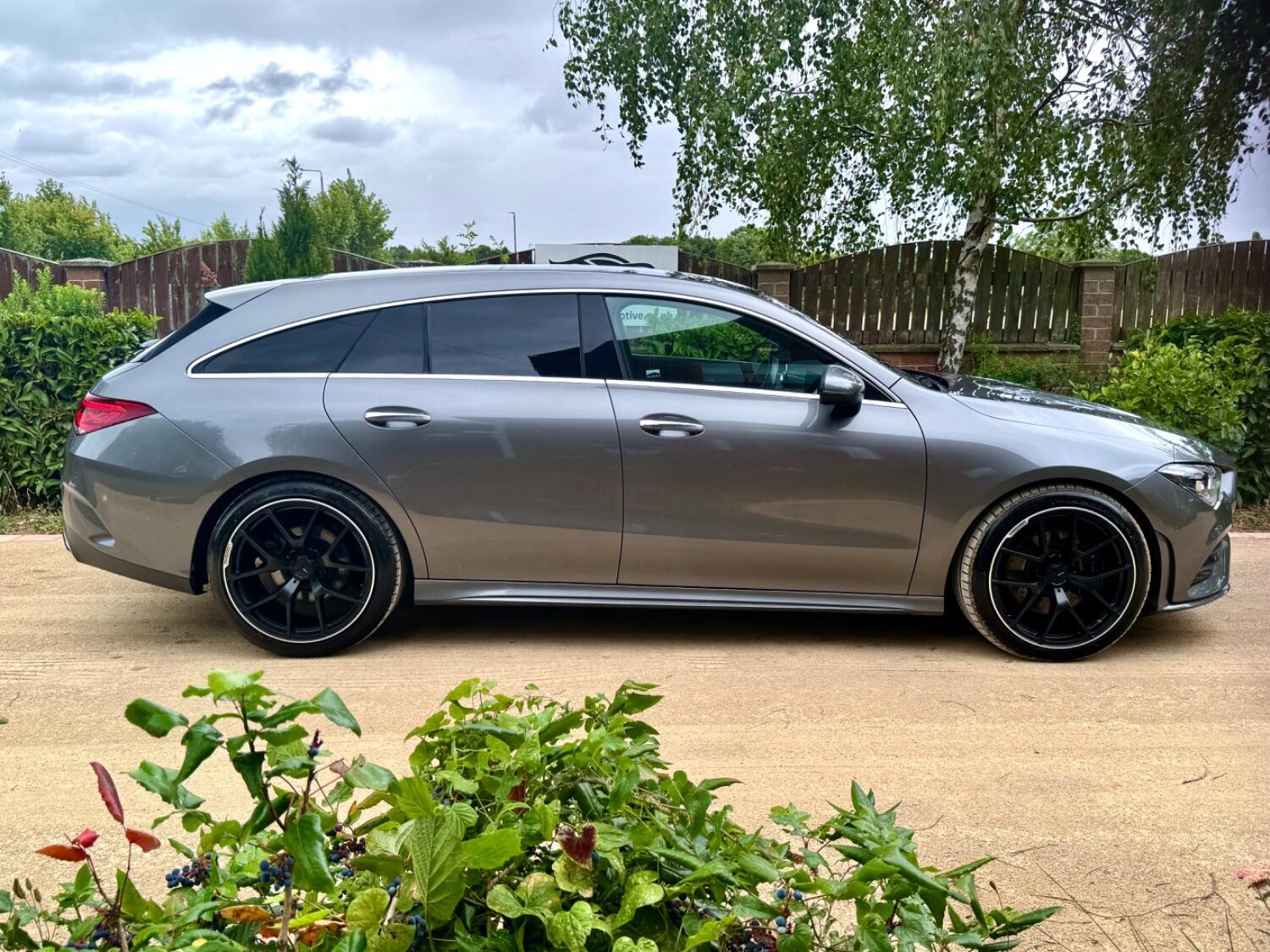 Mercedes Benz CLA